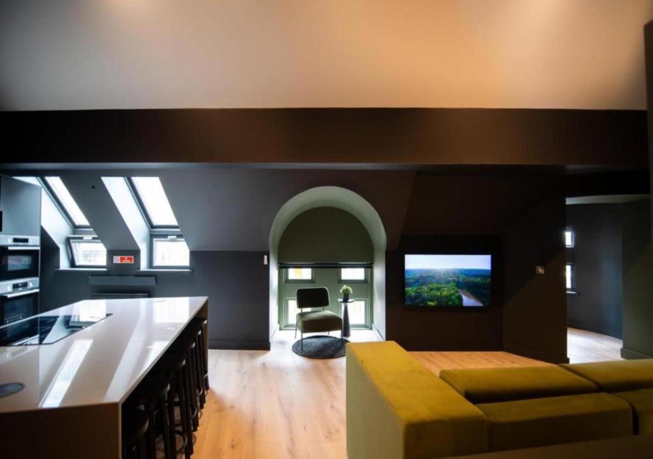 Greenhaus By The Heim Residences